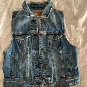 American Eagle Medium Denim Vest